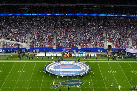 Fireworks, 2 anthems and a full house